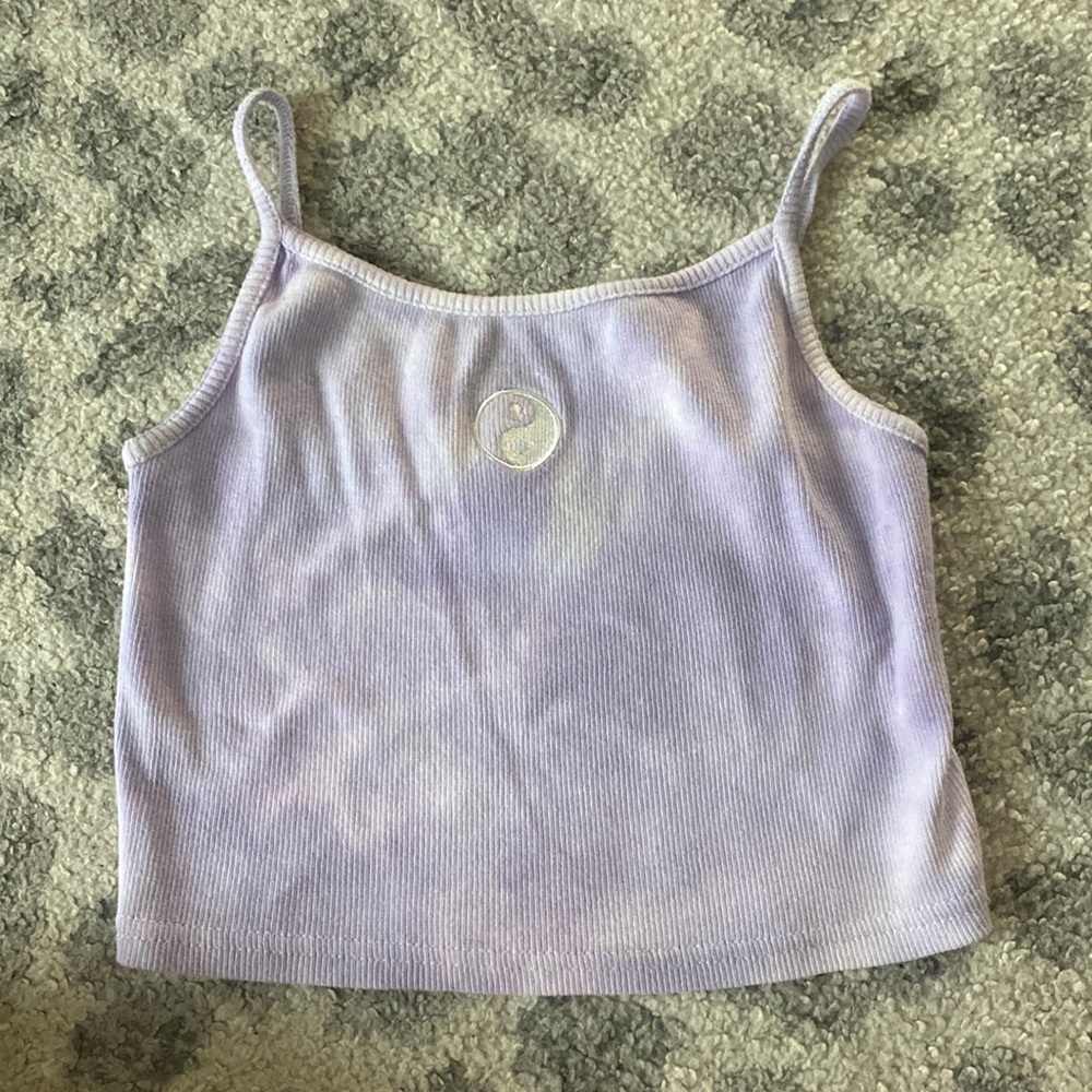Pacsun cropped purple tie dye ish tank top.